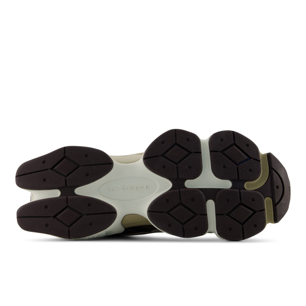 9060 "Thunder Brown Black Coffee"